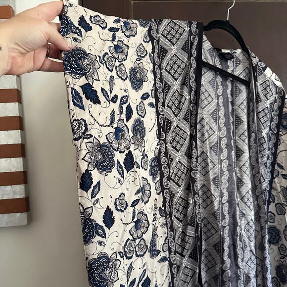 ANGIE | Black and blue Floral Open Front Cream and Blue Floral Kimono | Small - Picture 3 of 5